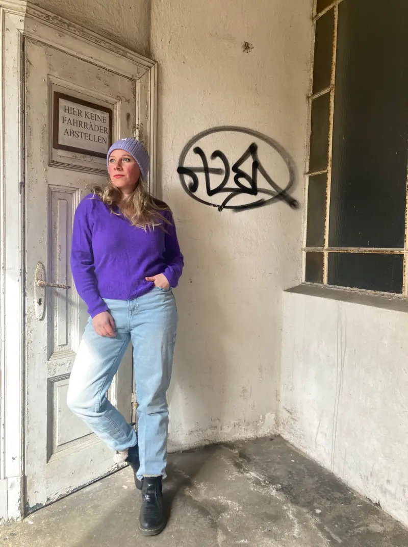 Close-up of godzhiller's vintage violin