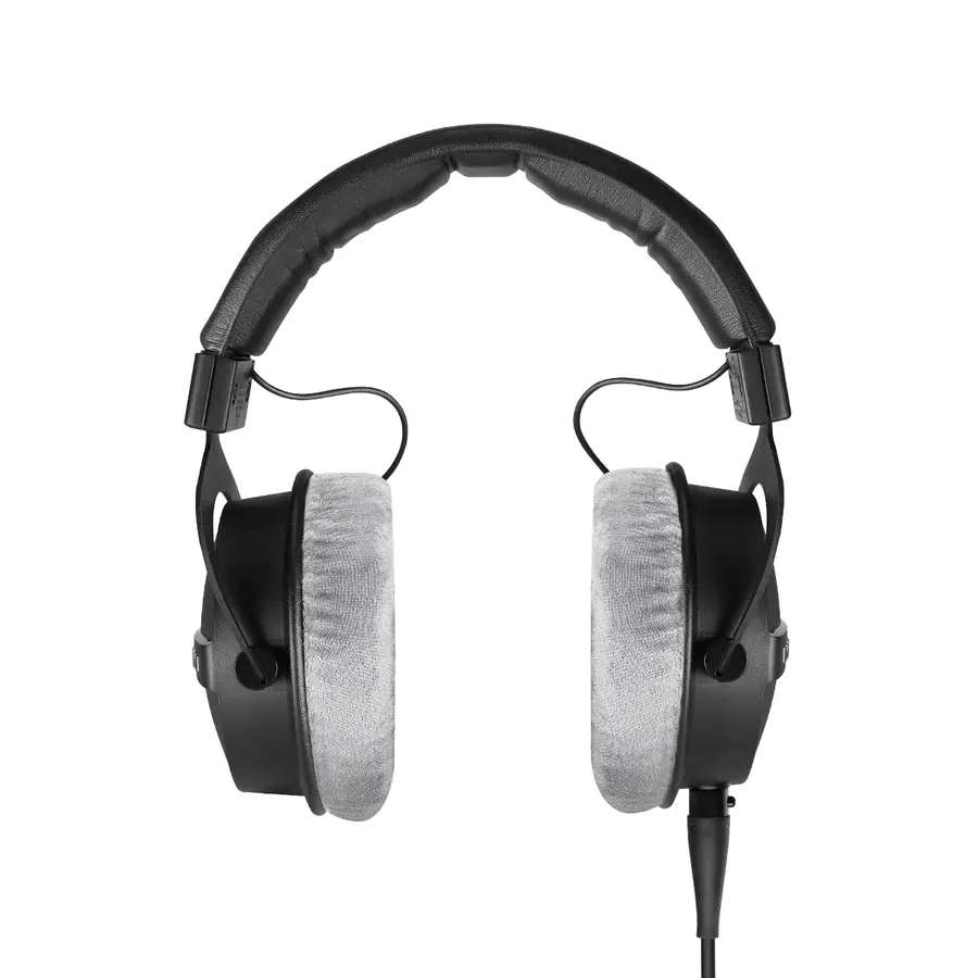 DT 770 PRO X front view with grey velour ear pads